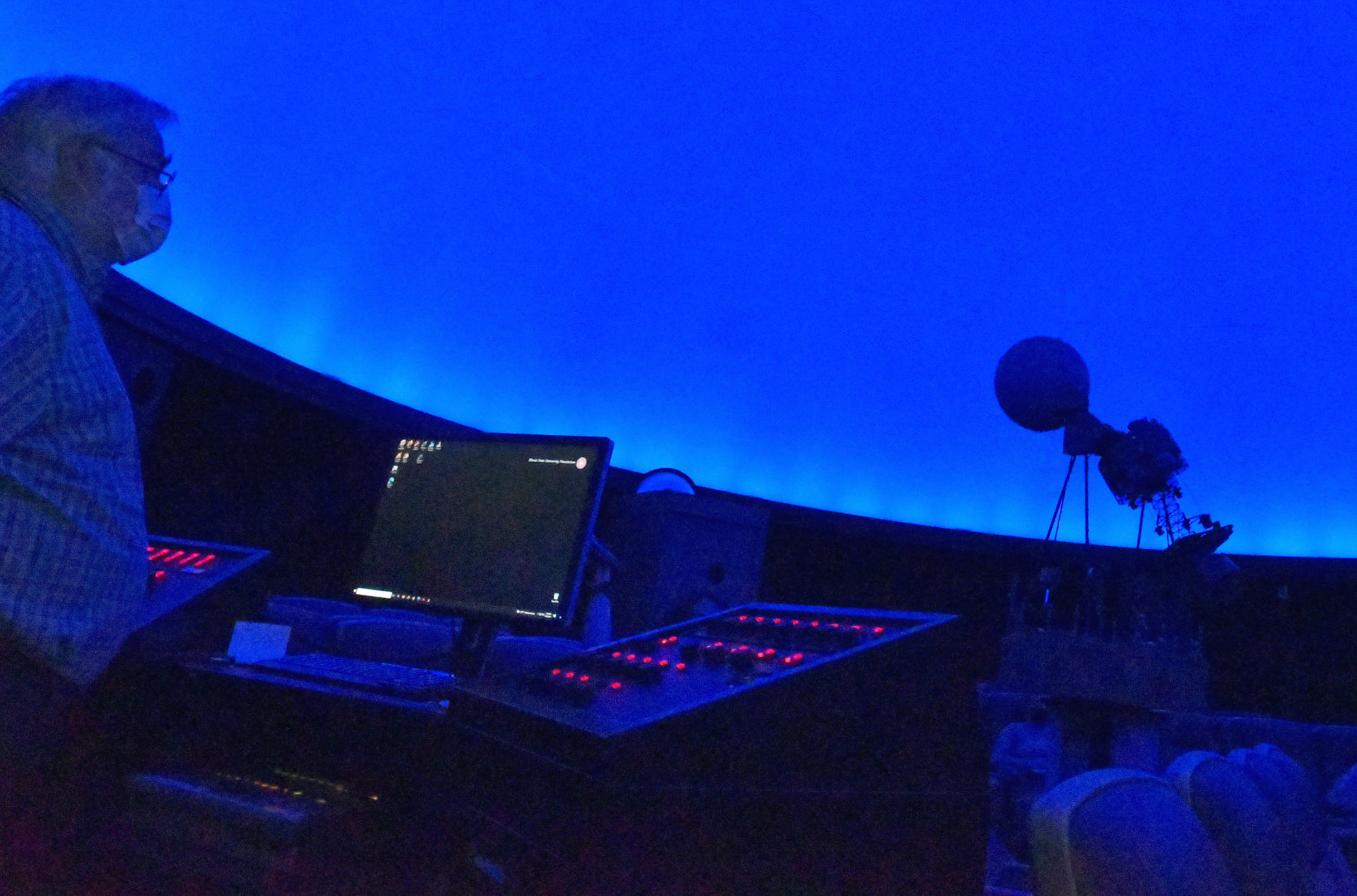 091721-blm-loc-4planetarium